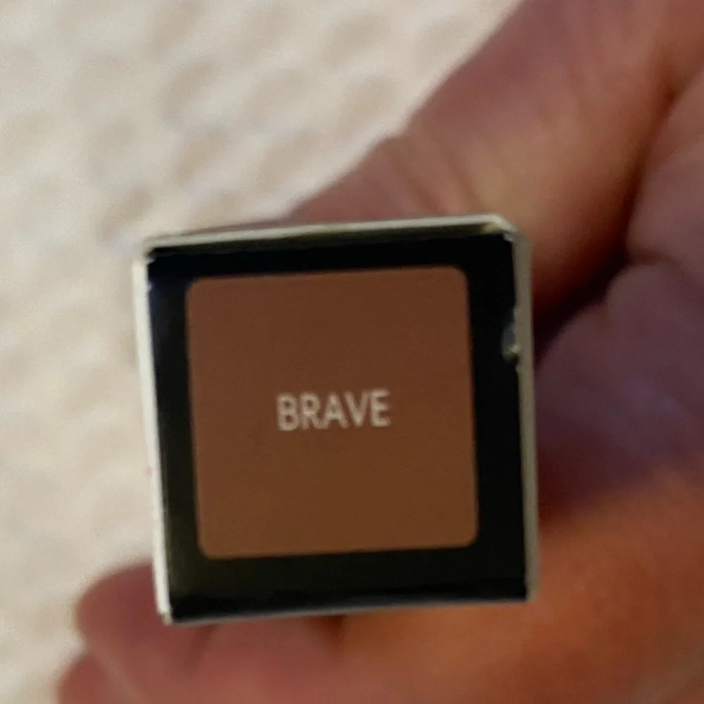 bareMinerals Mineralist Lasting Matte Liquid Lipstick - Brave